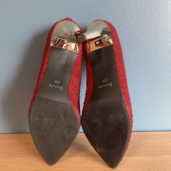 Red Sparkling High Heels (parties/events/anniversaries/casual/formal) - Picture 7 of 11